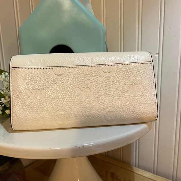 Michael Kors Jet Set Envelope Wallet - NWT - Picture 2 of 11